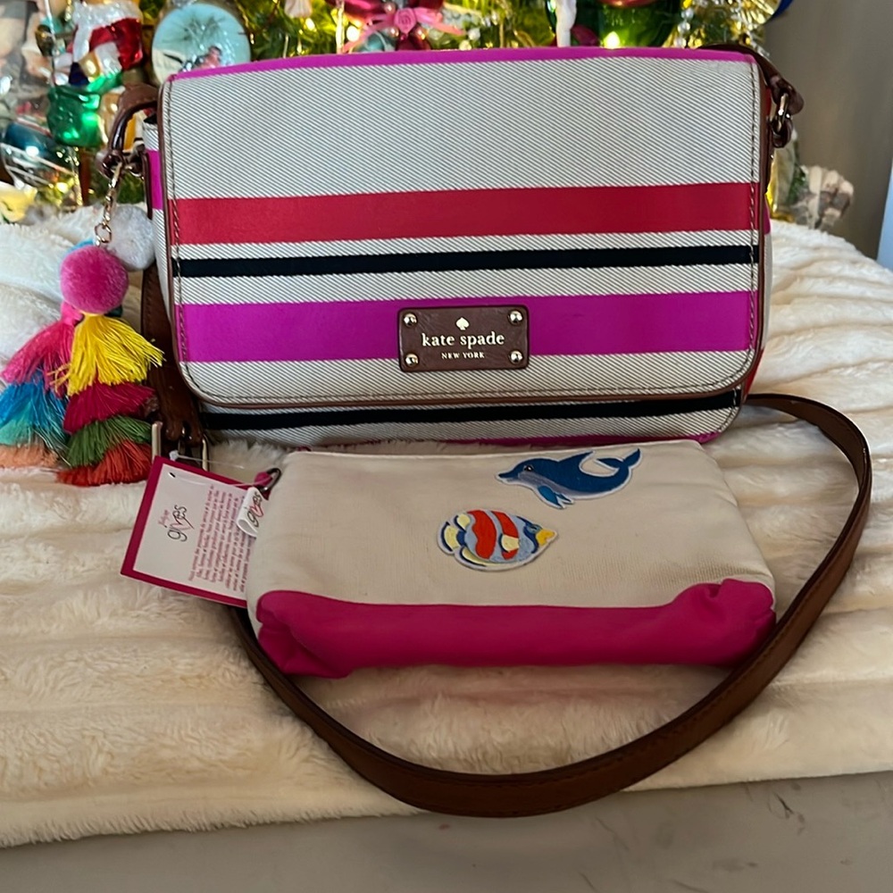Kate Spade New York EUC Finn Oak Island striped canvas crossbody